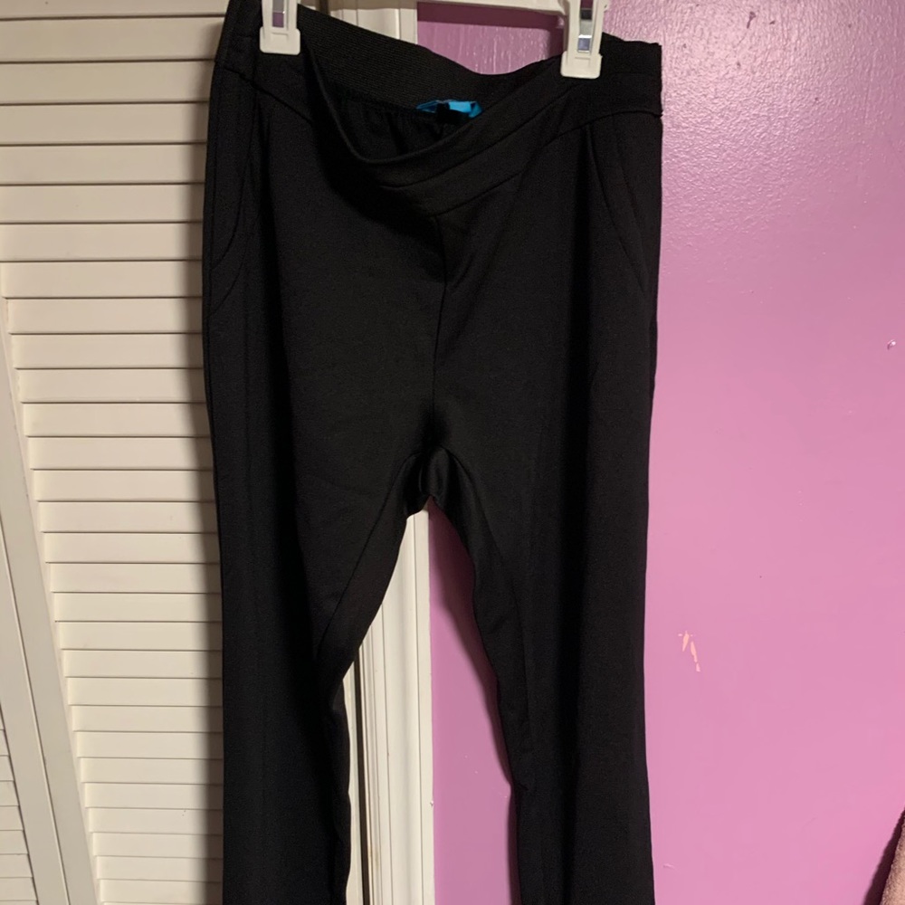 Black leggings